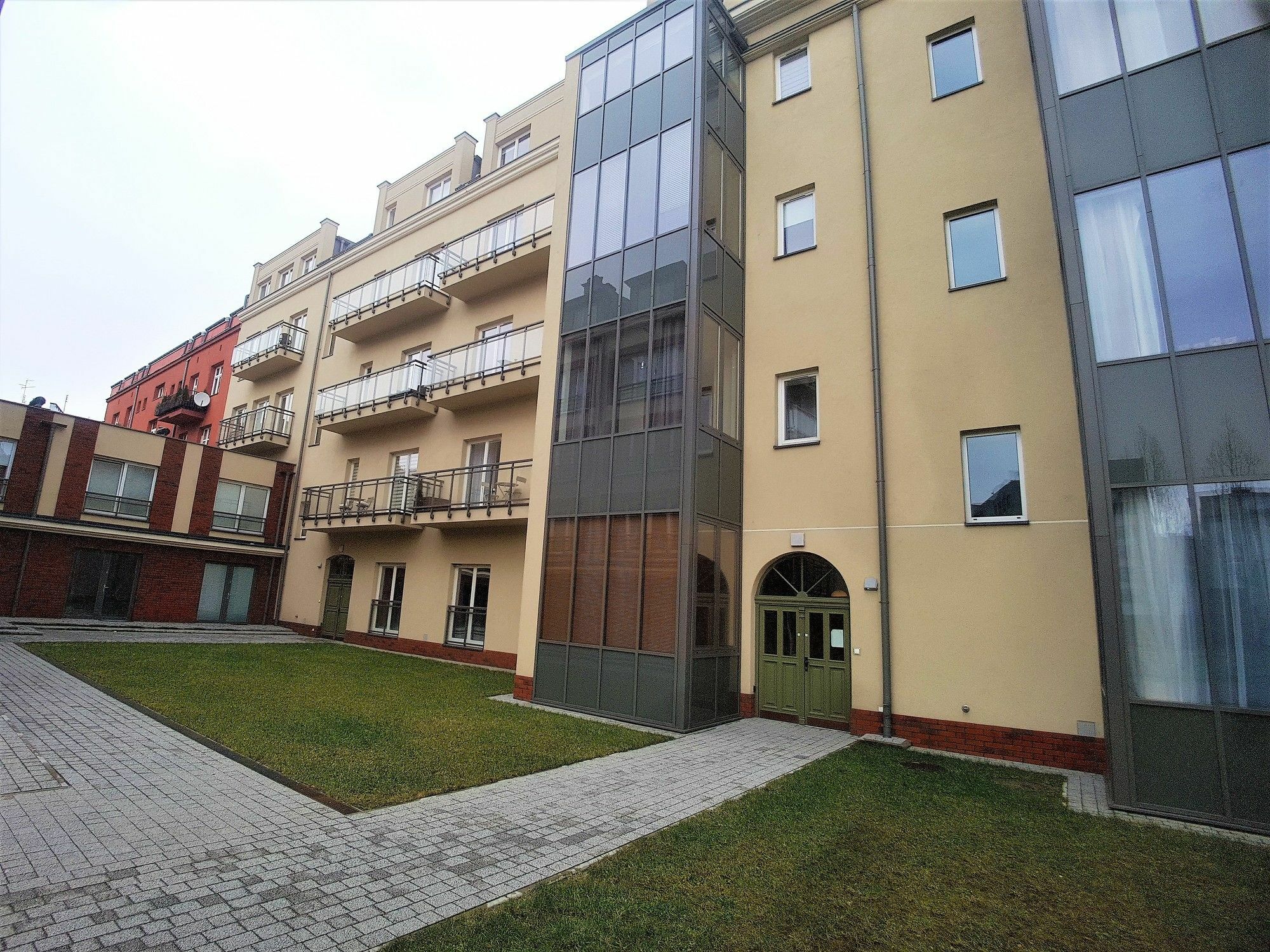 Apartment Inpoint *